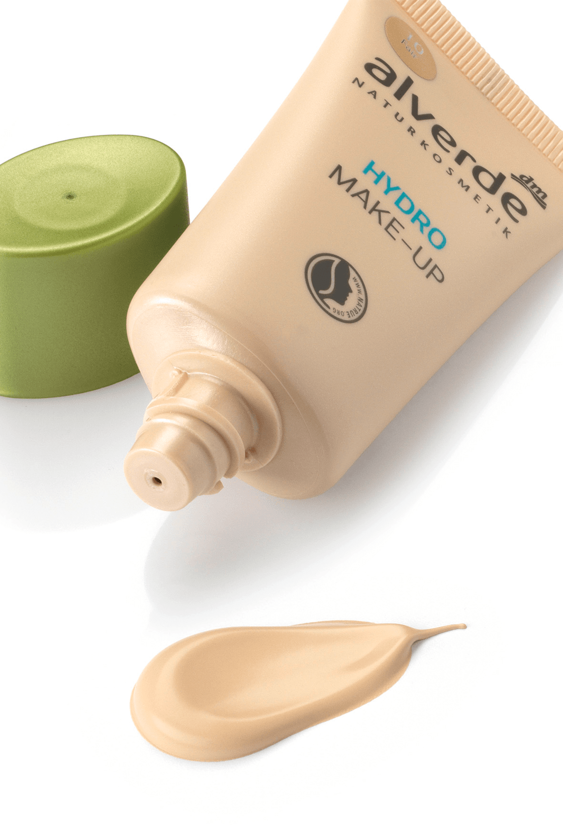 alverde NATURKOSMETIK Moisturizing Makeup 10 Fair, 30 ml