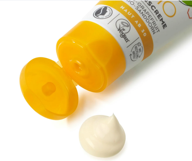 alverde NATURKOSMETIK Q10 day skin cream organic grapefruit & organic sea buckthorn, 50 ml