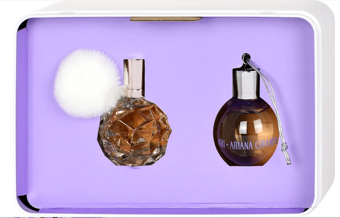 Ariana Grande Ari by Ariana Grande Eau de Parfum gift set