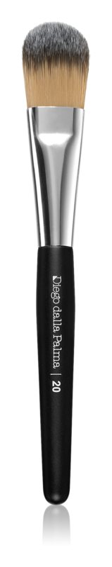 Diego from Palma Foundation And Primer Brush