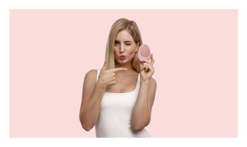 Eggo Sonic Skin Cleanser facial cleaning sonic device