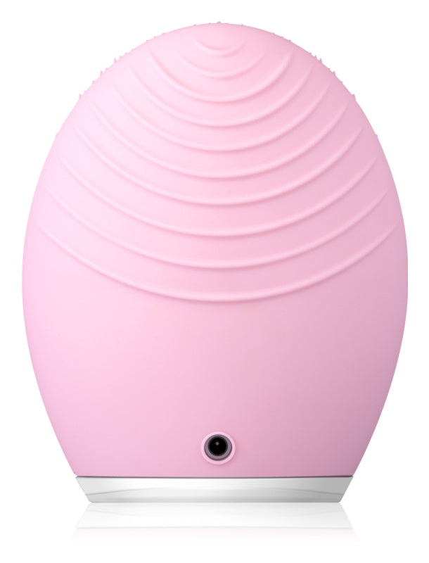 FOREO Luna™ 2 anti-wrinkle sonic cleaning device