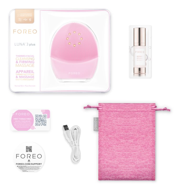FOREO Luna™ 3 Plus sonic cleaning device with thermal function and firming massage