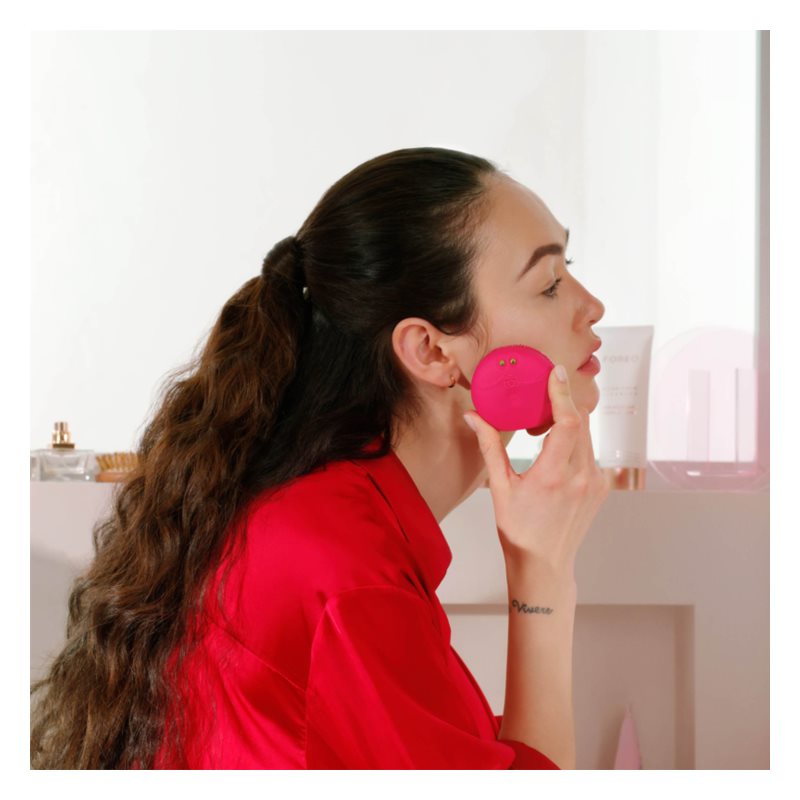 FOREO Luna™ Play Smart 2 Intelligent cleansing brush for all skin types
