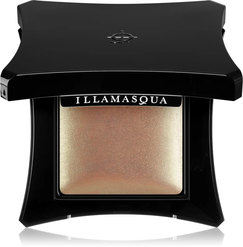 Illamasqua Beyond Powder compact powder highlighter