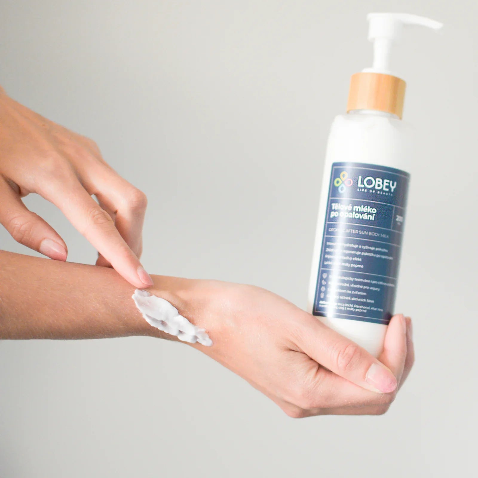 Lobey Body lotion after sunbathing 200 ml