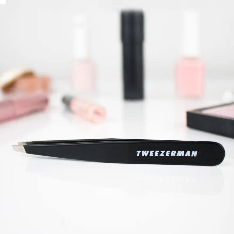 Tweezerman Studio Collection tweezers Black 1 pc